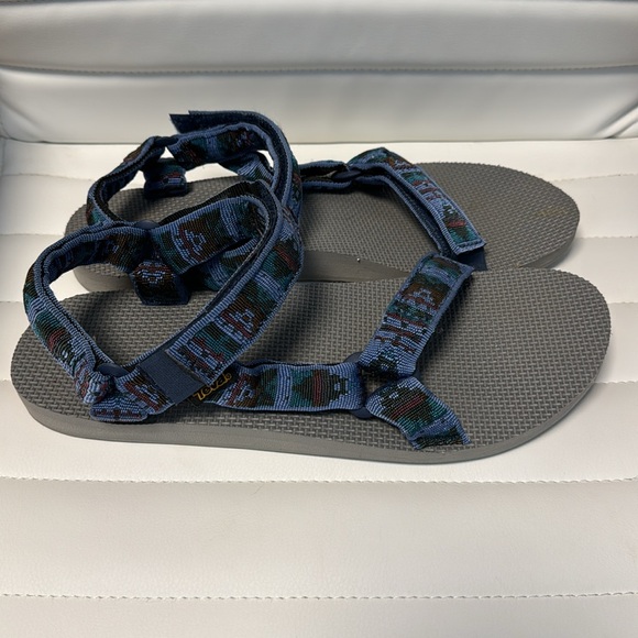Teva men’s sandals - Picture 2 of 5